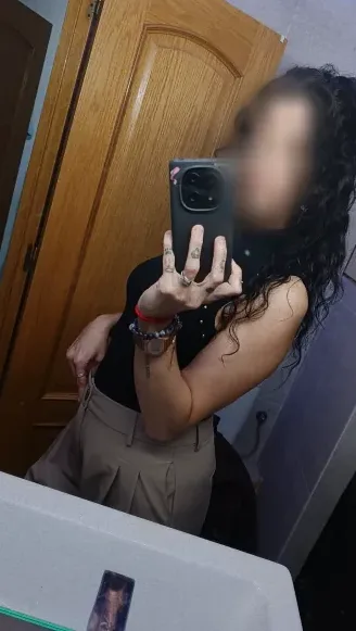 Aroa, 34 años